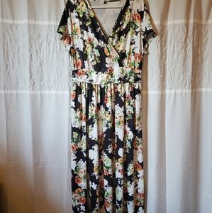 Floral pattern maxi dress